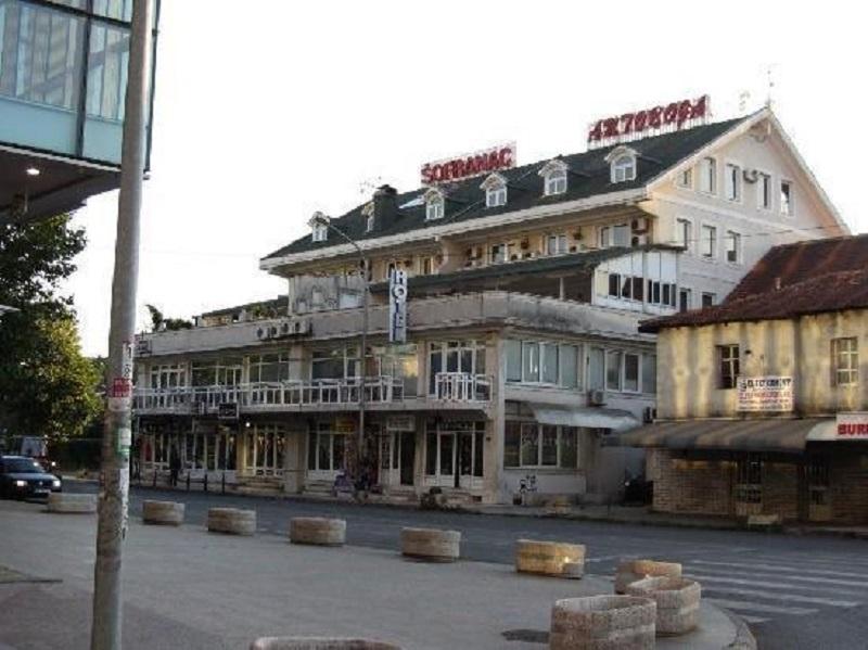 Hotel Bojatours Podgoriçe Dış mekan fotoğraf